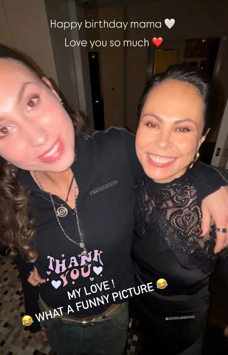 Наталія Єгорова з дочкоб Лізою від Кличка