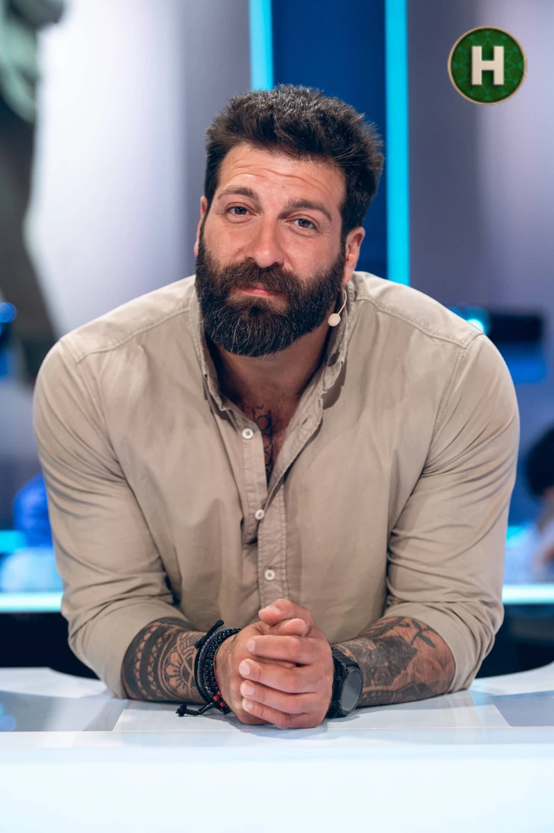 Цікаво, як реагують не немитого 1,5 місяця Салема його побратими 