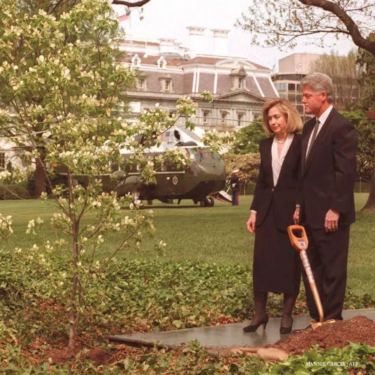 Подружжя Клінтонів у 1990-х