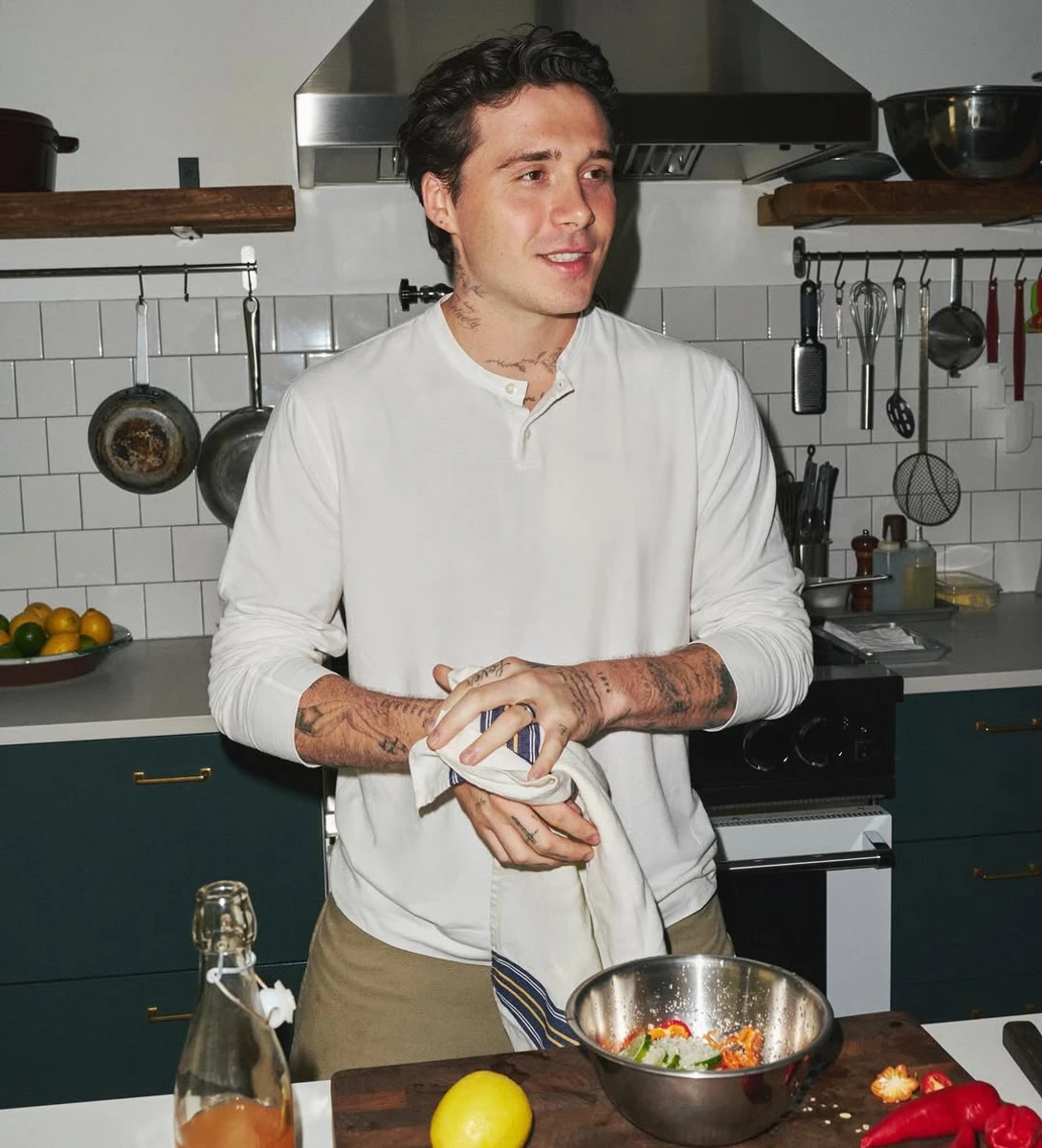 Син Бекхемів знайшов нову роботу