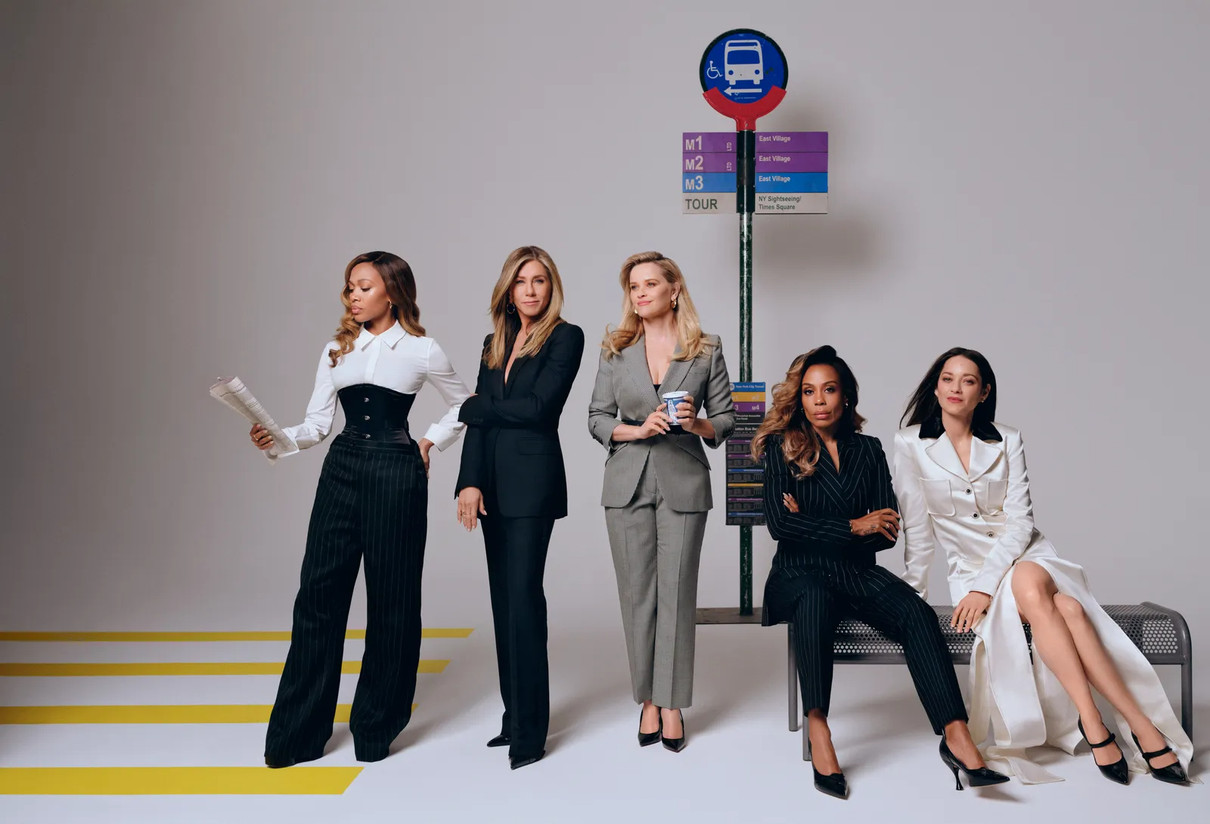 Дженніфер Еністон і Різ Візерспун з колегами знялися для обкладинки глянцю