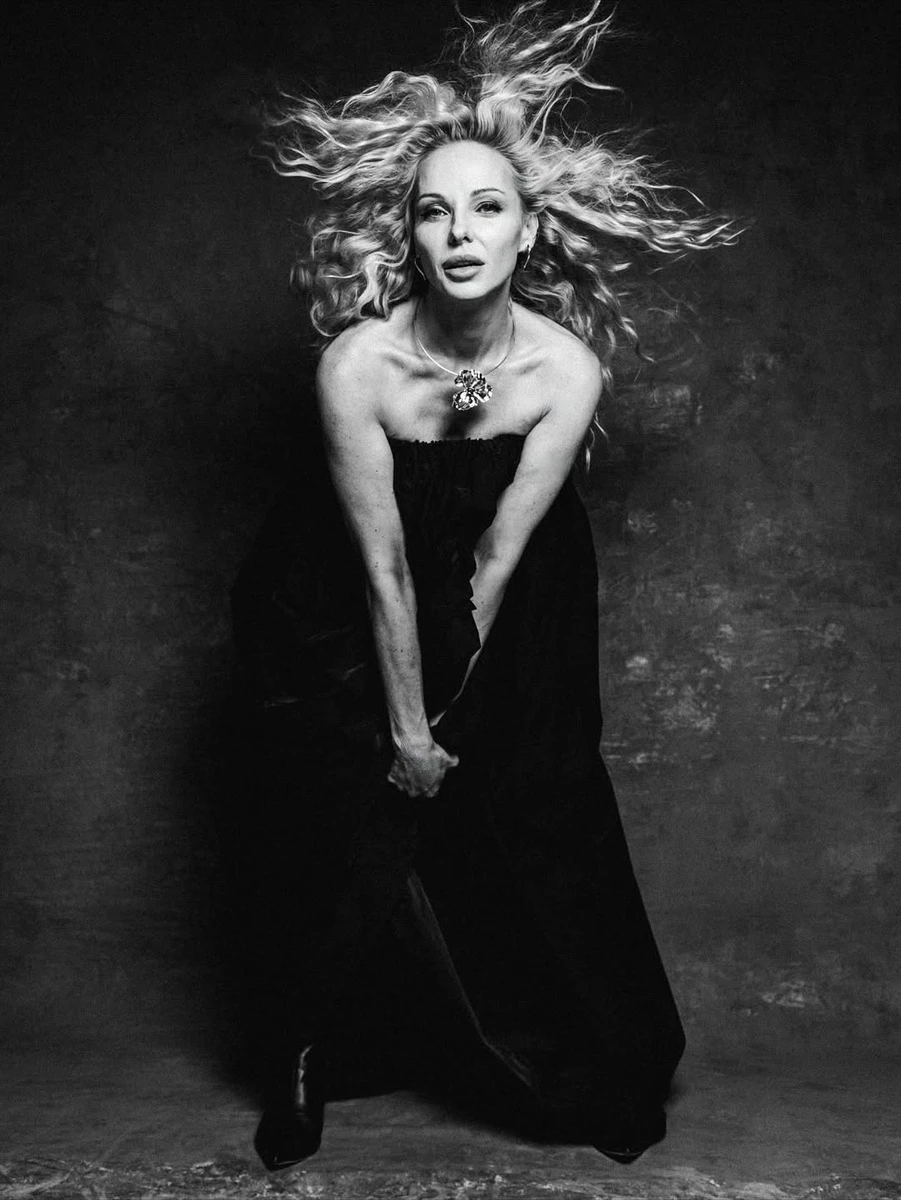 Даша Трегубова показалася на нових фото