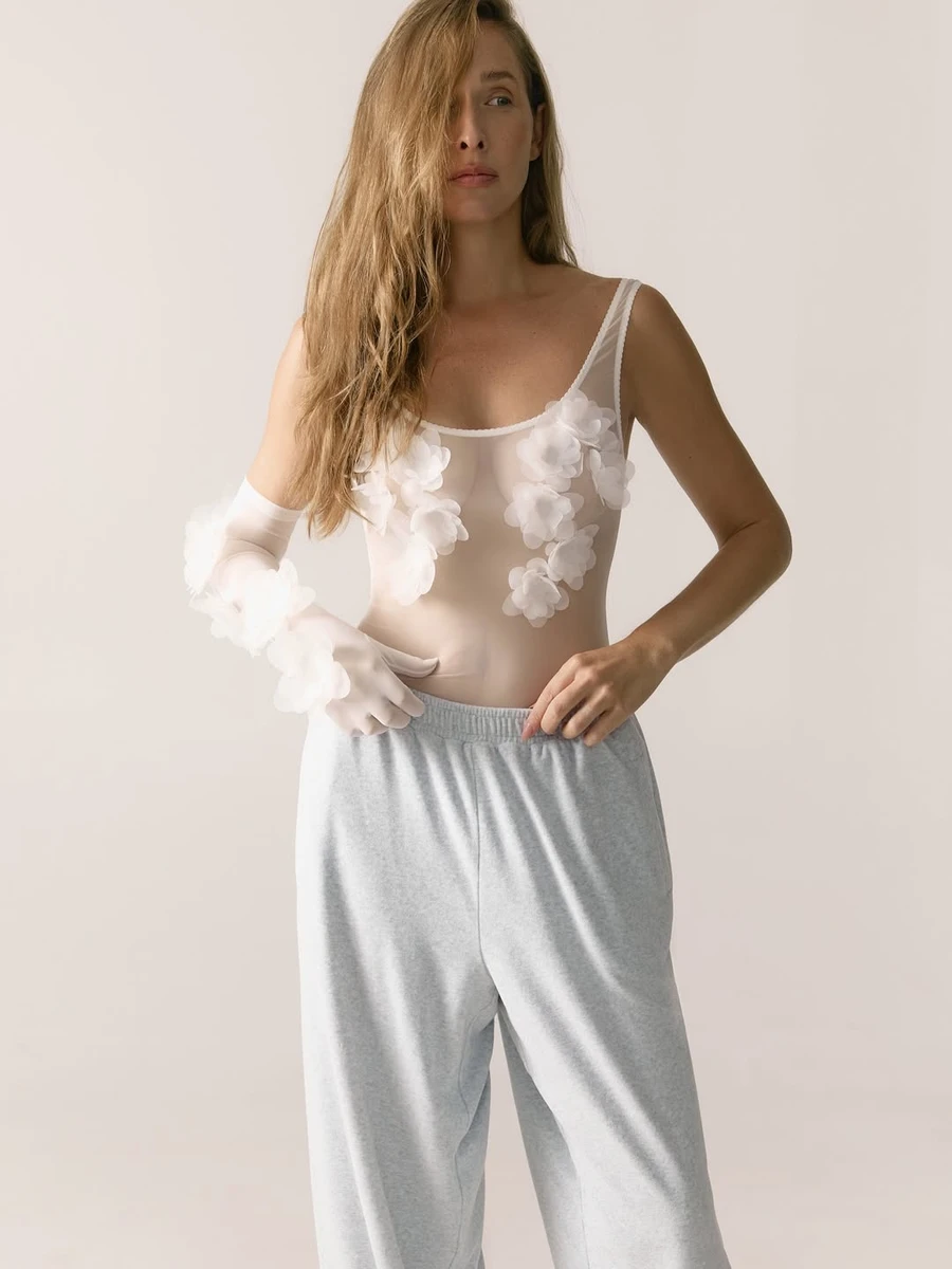 Катерина Осадча попозувала для фото