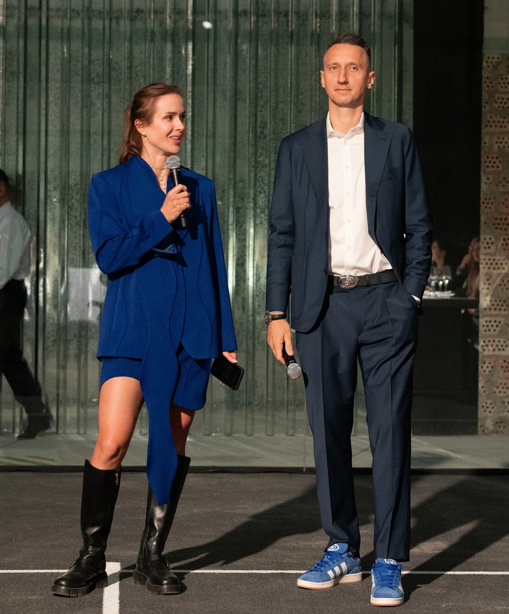 Еліна Світоліна з Сергієм Стаховським на відкритті свого спортклубу