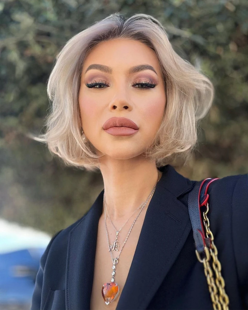 Так Логунова, яка була довгокосою брюнеткою, виглядає зараз