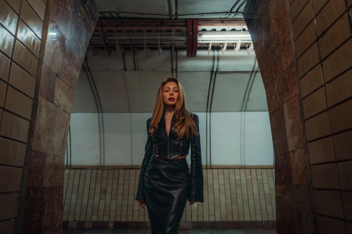 Тіна Кароль у метро Харкова