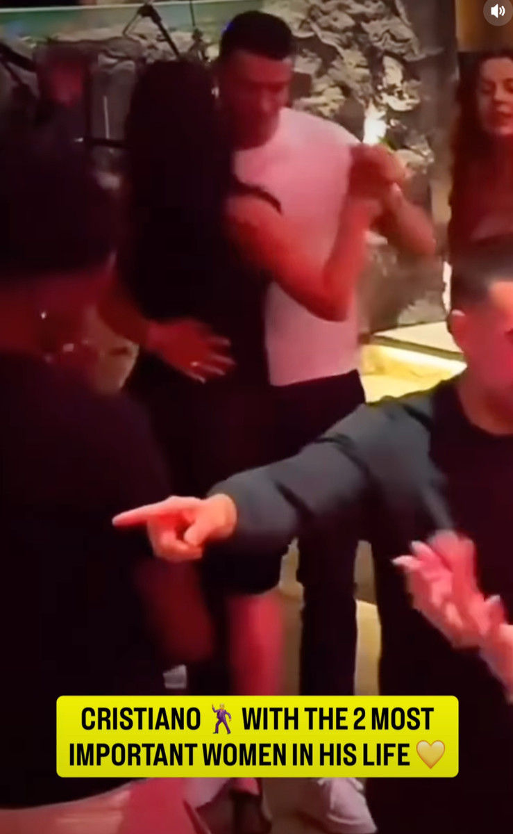Кріштіану Роналду пригорнув наречену для танцю на своєму 41-річчі
