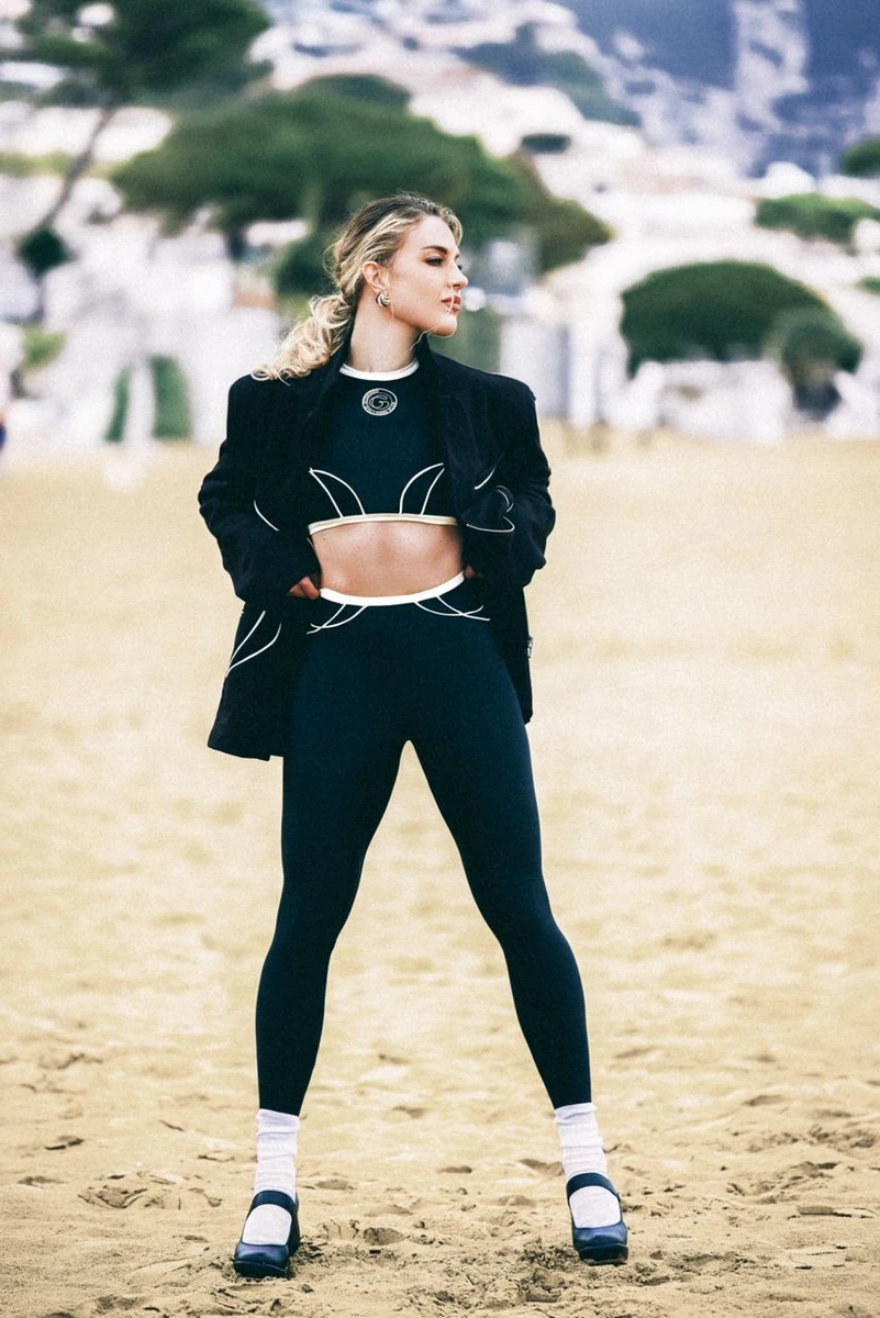 Ольга Харлан для Casanova