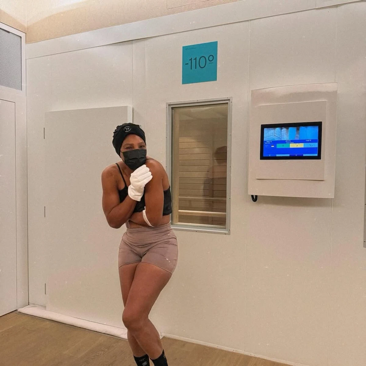 Серена Вільямс у шортиках показалася в низьких температурах