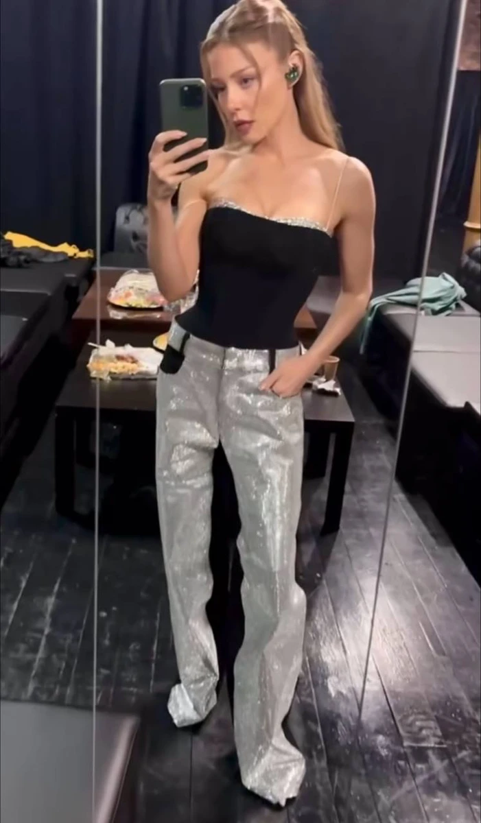 Кароль у срібних штанях