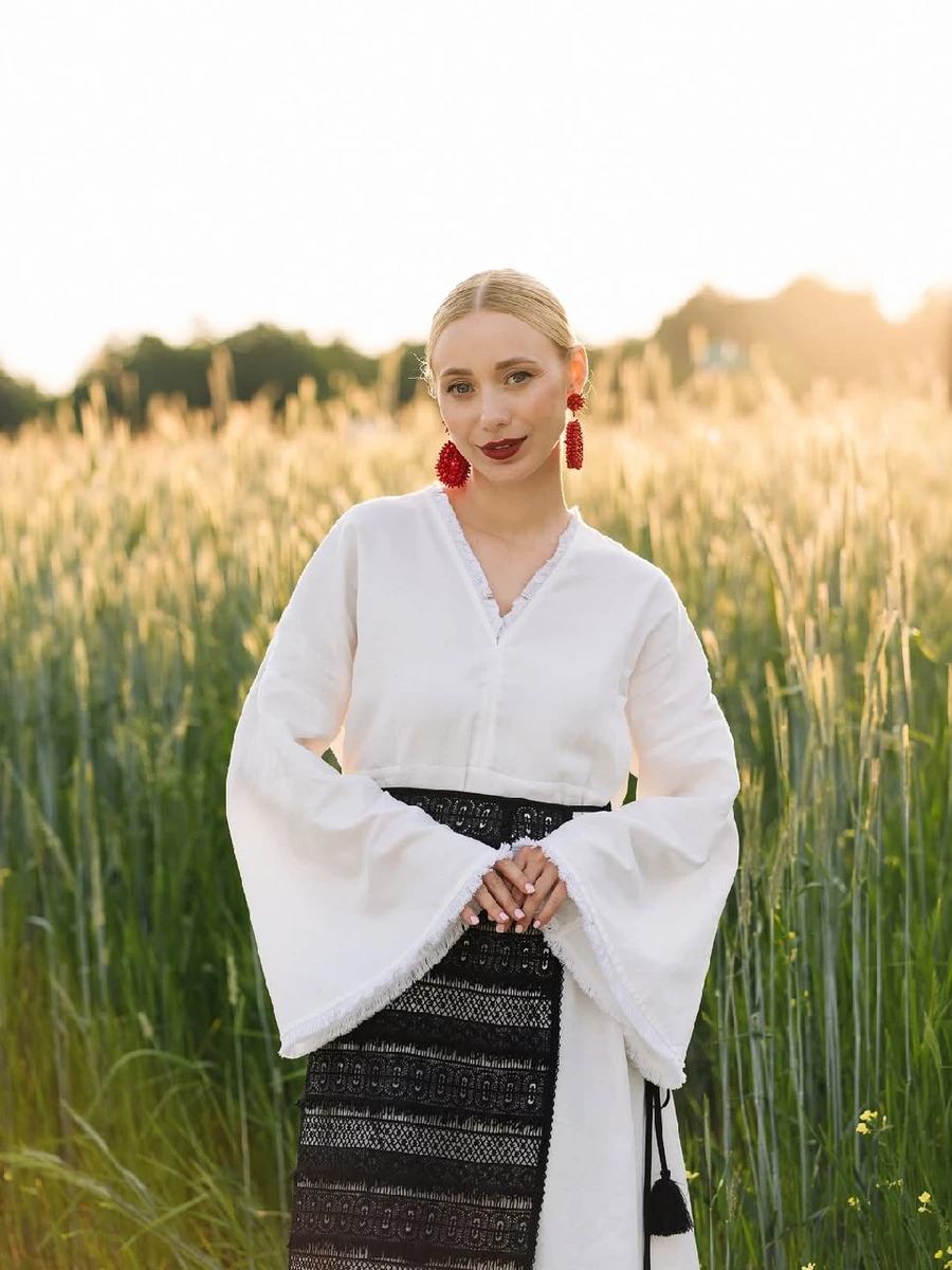 Репяхова у сорочці