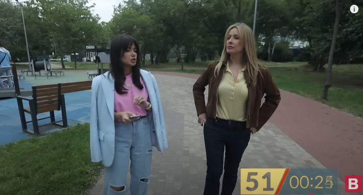 Актриса Олена Кравець