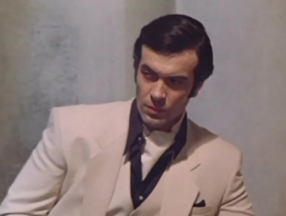 Анатолій Хостікоєв у фільмі  Мільйон у шлюбному кошику