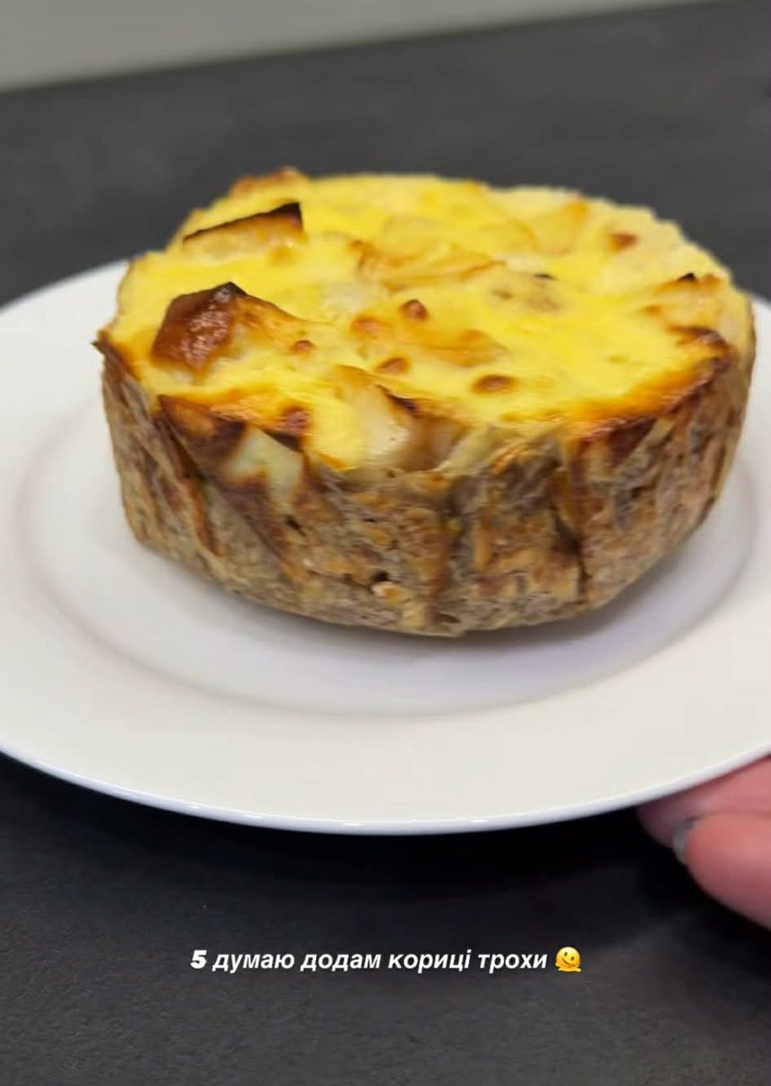 Корисний десерт з вівсянки та фруктів