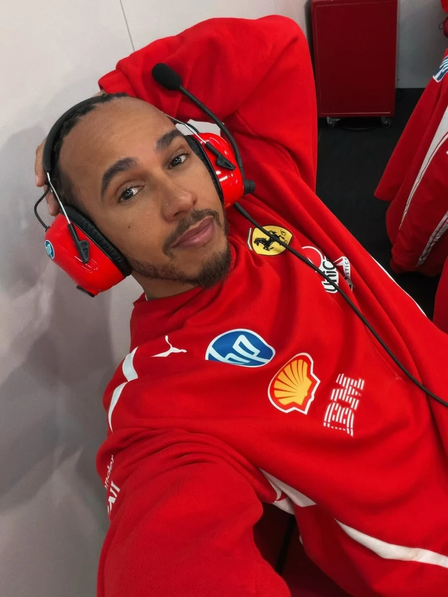 Льюїс Гамільтон