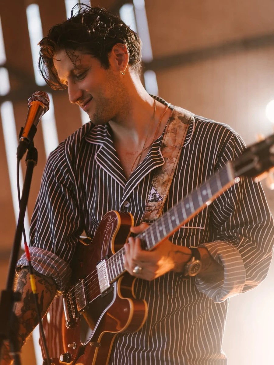 Цікаві факти про співака Пилипа Коляденка