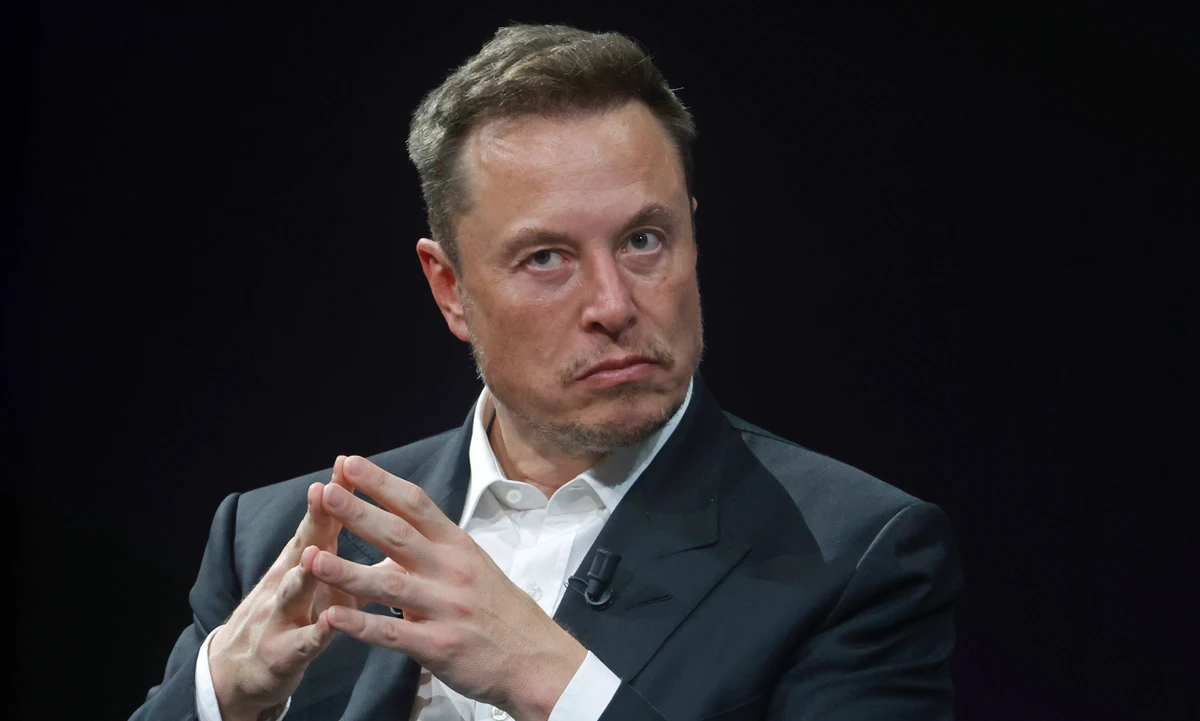 Хтозна, може з таким обличчям Маск писав листа з погрозами