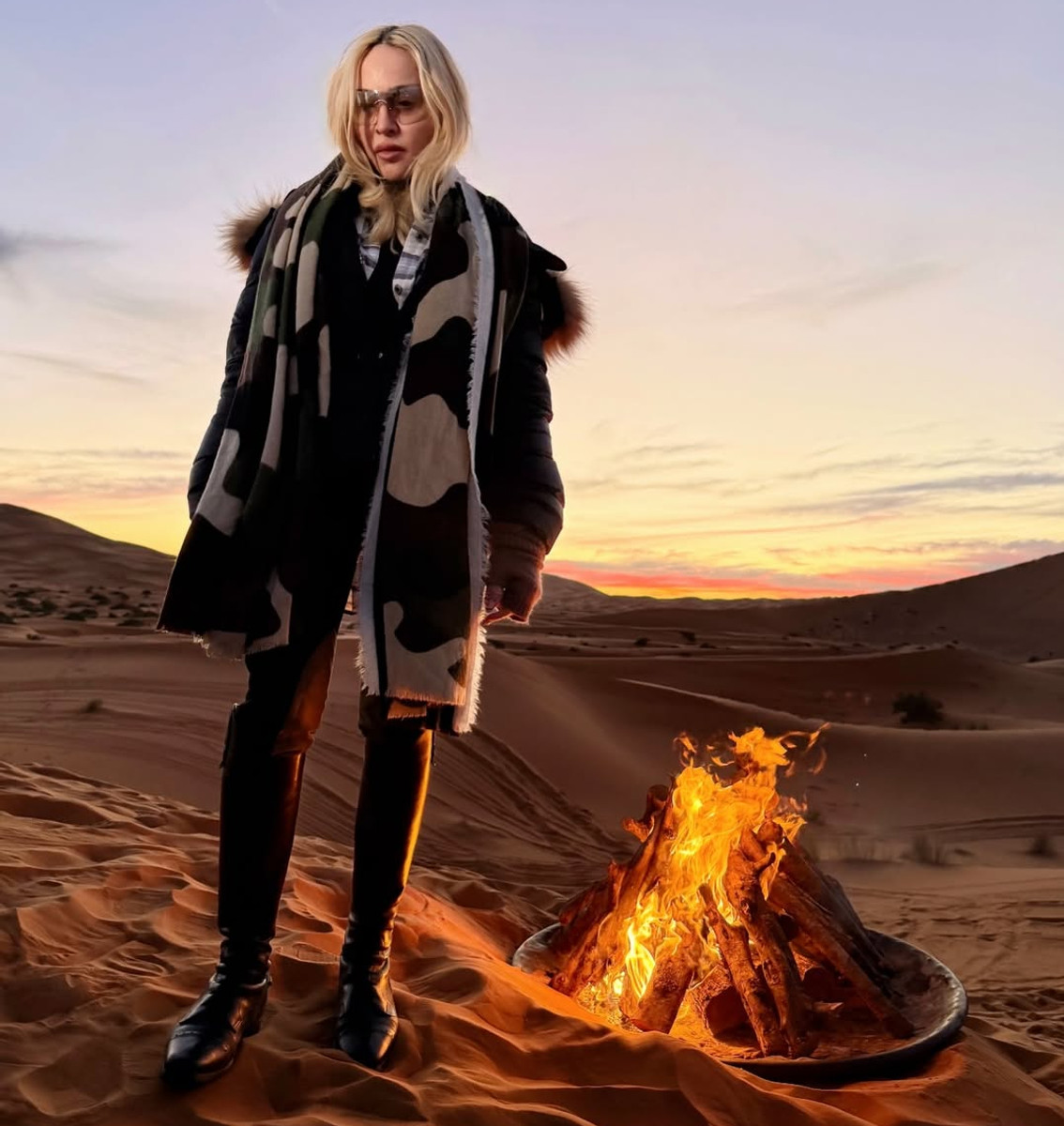 Мадонна показалася коло вогнища у пустелі в Марокко
