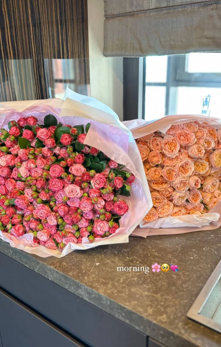 Схоже, у завидної холостячки чимало залицяльників...