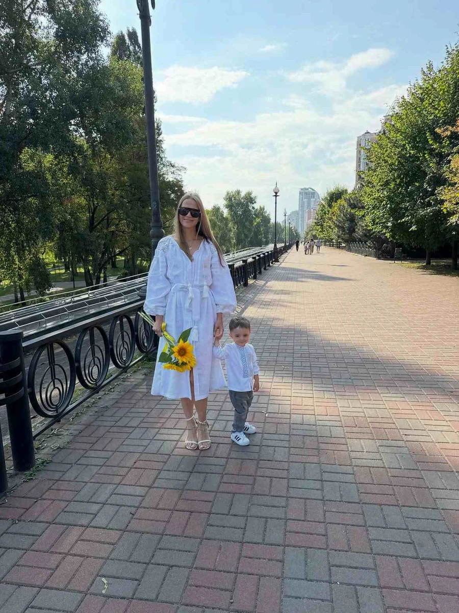 Дружина і син Віталія Козловського