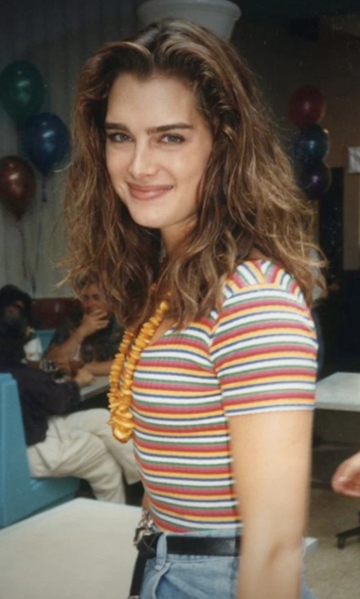 Брук Шилдс похвалилася своїми архівними фото з 90-х