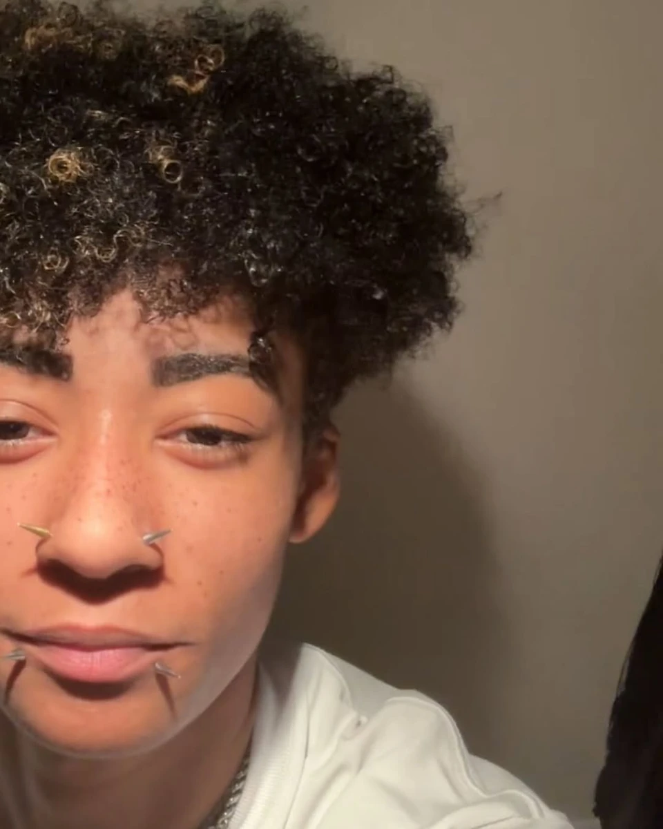 Дочка Едді Мерфі та Мелані Браун визнала себе чоловіком