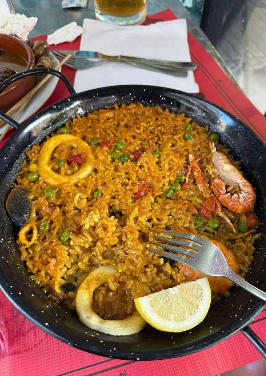 Що може бути краще за паелью в Іспанії? 