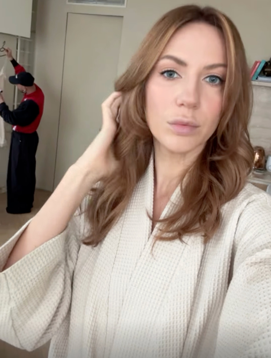 Леся Нікітюк показала новий колір волосся