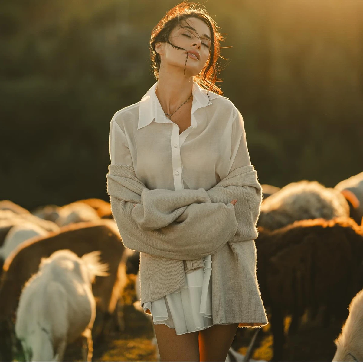 Зірка насолодилася сонячним світлом, яке їй дуже пасує 