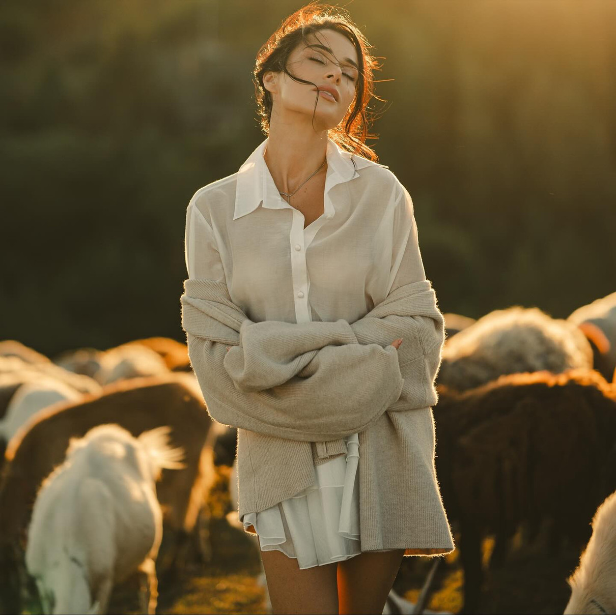 Зірка насолодилася сонячним світлом, яке їй дуже пасує 