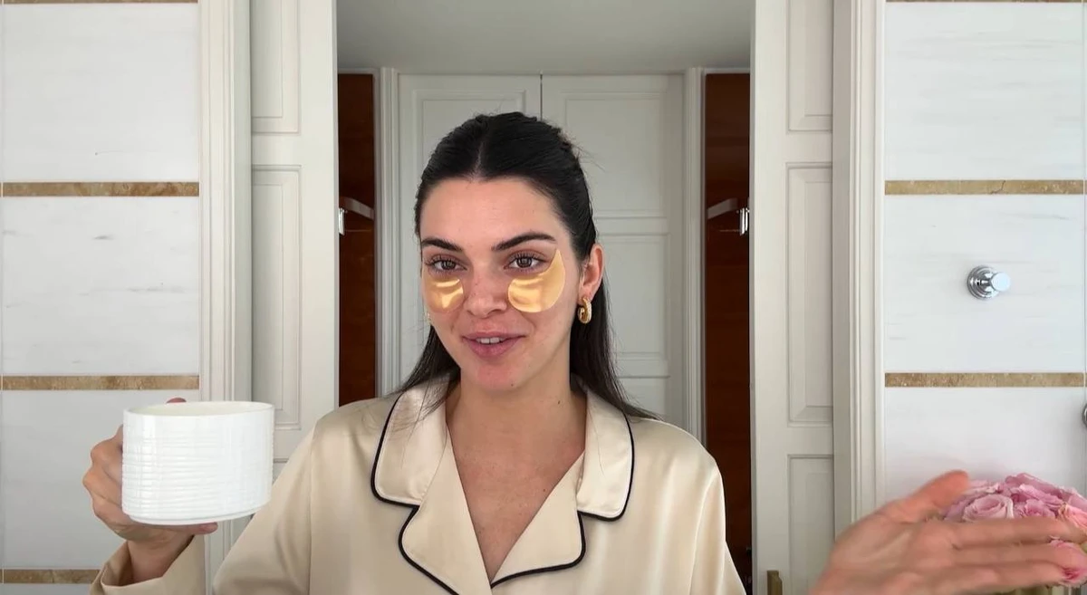 Кожній жінці до макіяжу ще треба ментально і фізично підготуватися