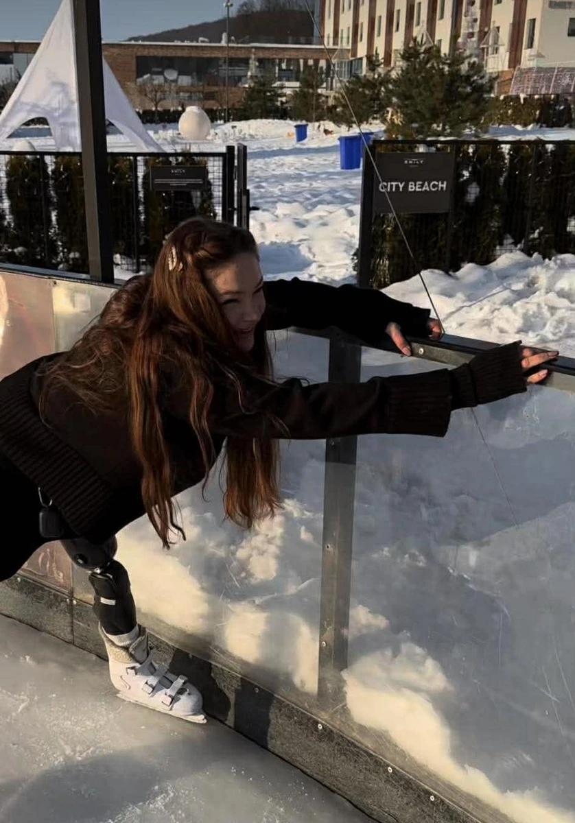 Ветеранка Данілкіна на ковзанах