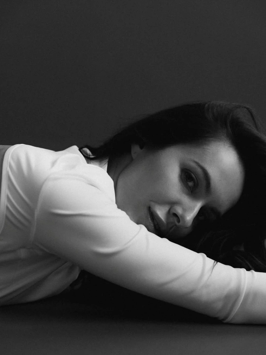 Христина Горняк похвалилася чорно-білими фото