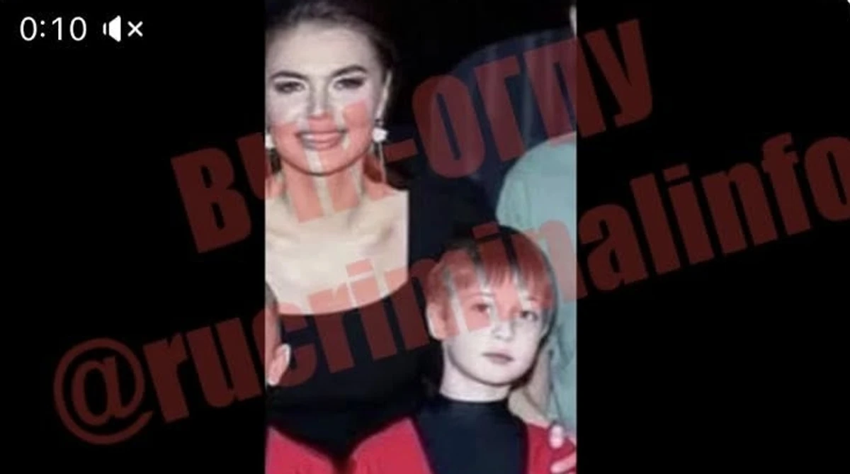 Дитина Аліни Кабаєвої