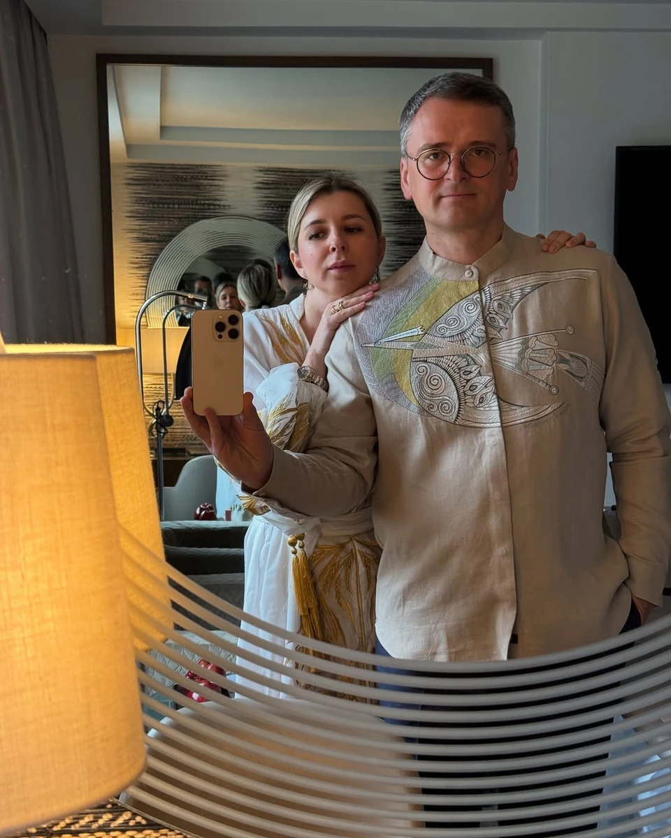 Кулеба з Павелецькою у вишиванках