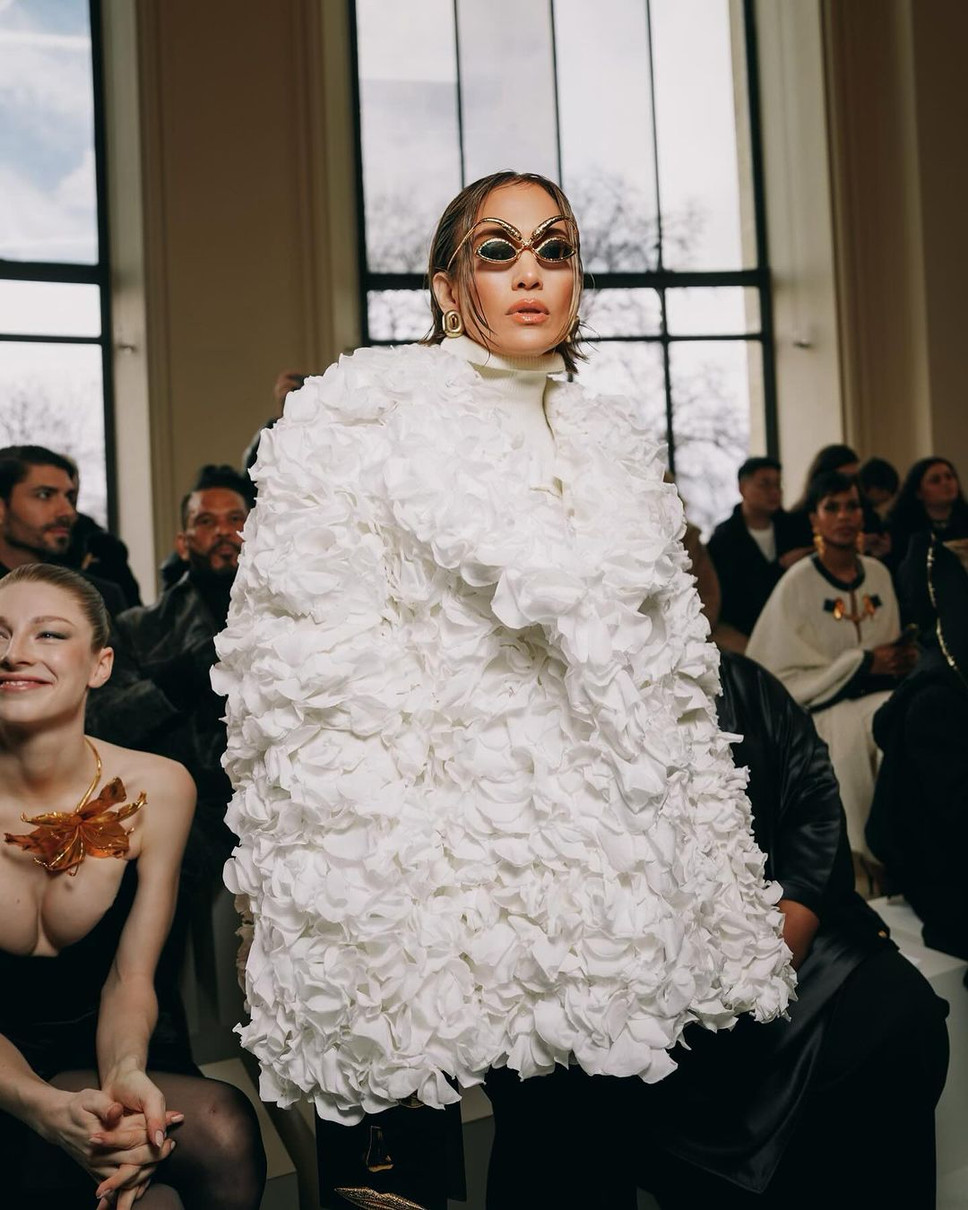 Лопес вкрала загальну увагу на моді в Парижі 