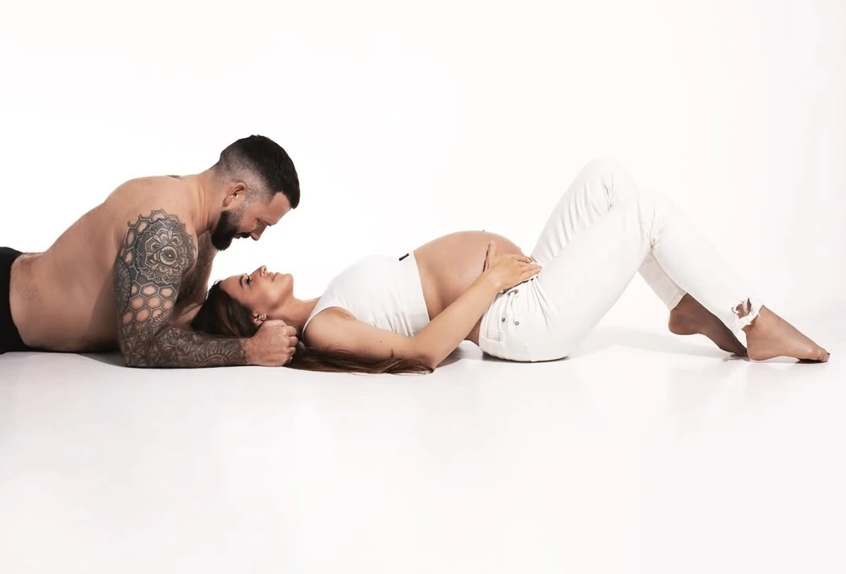 Вагітна Slavia