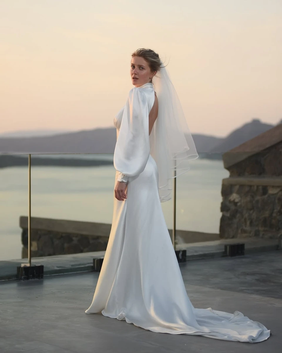 Співачка KOLA