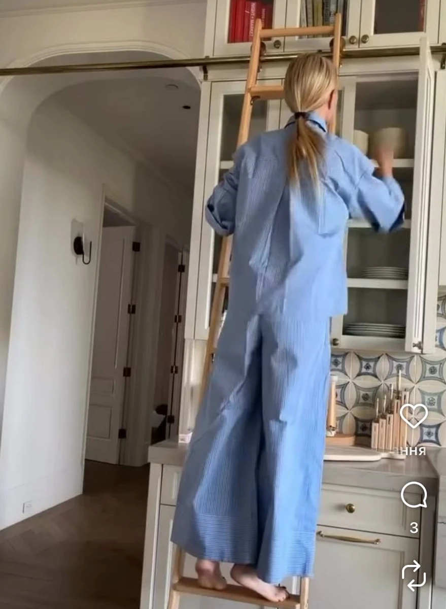 Гвінет Пелтроу показалася в українській піжамі