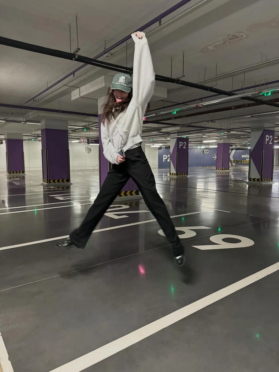 Надєнька підземнопаркувальна