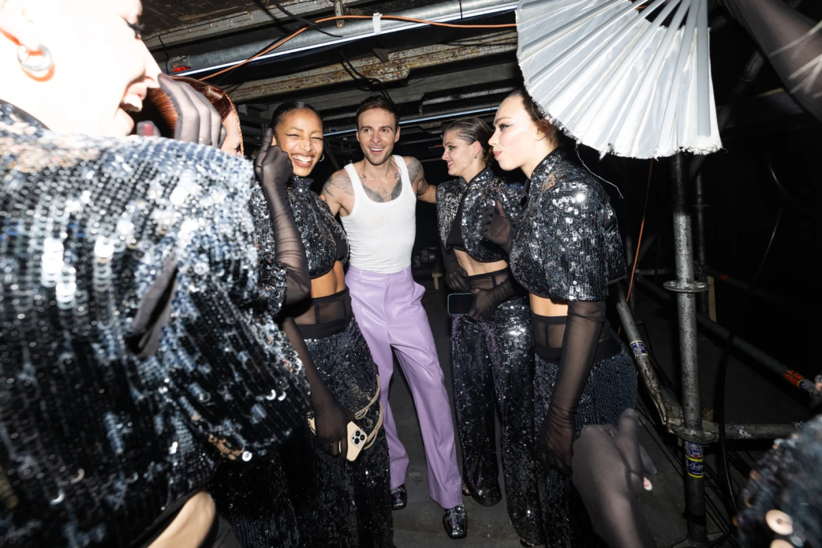 За лаштунками шоу не менш цікаво