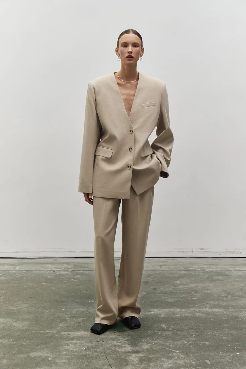 Брючний костюм