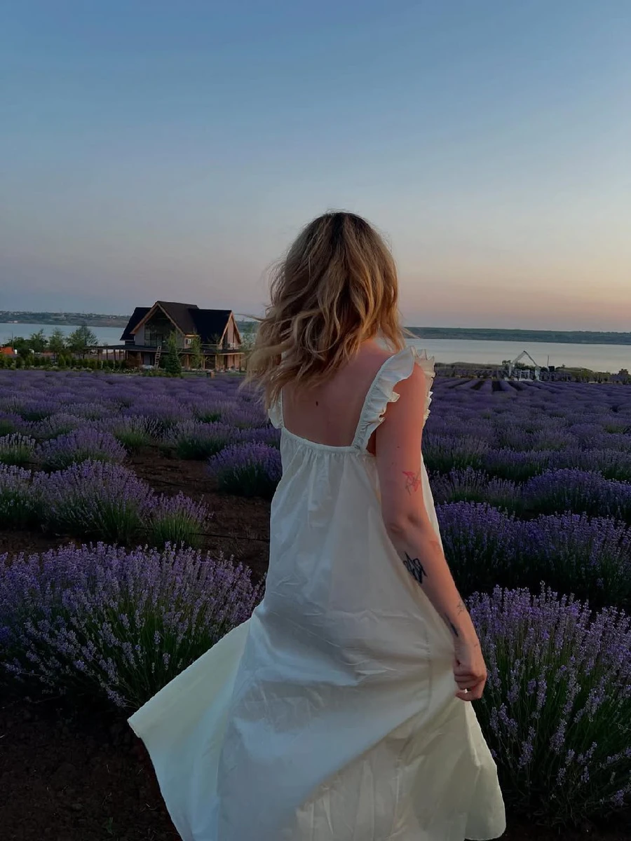 Маша Кравець покружляла серед лаванди
