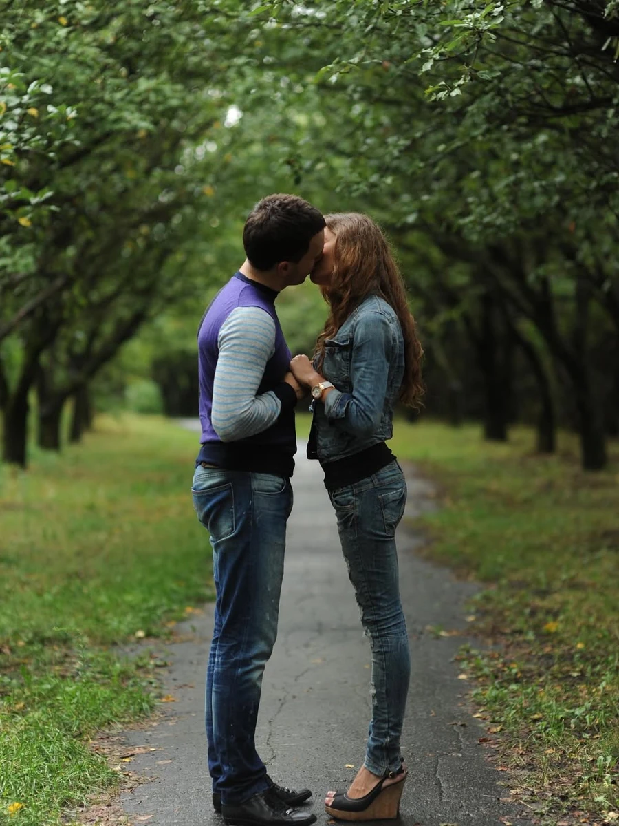 Григорій Решетнік показався з дружиною на фото