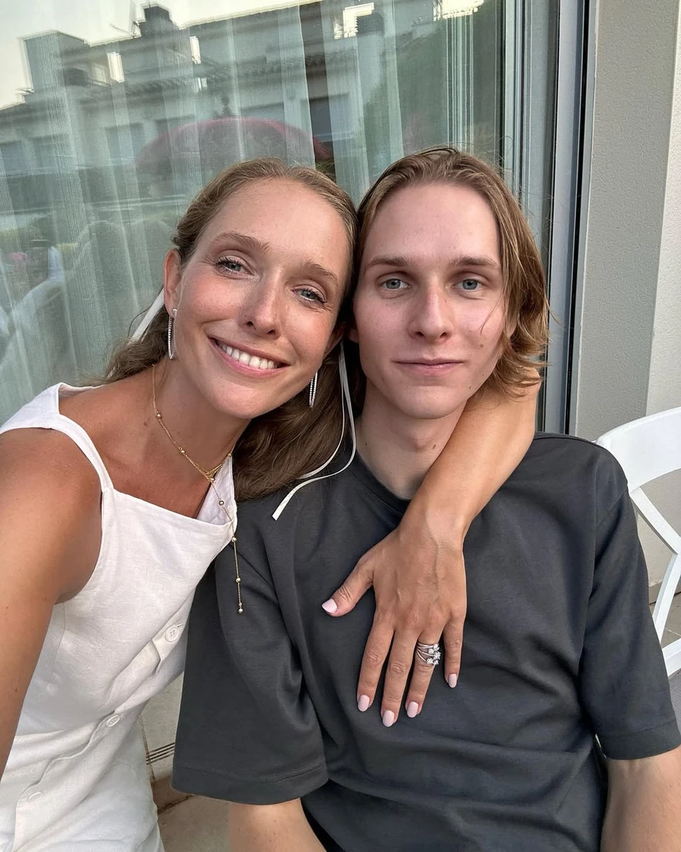 Осадча зі старшим сином