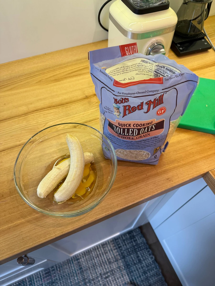 Оладки з вівсянки і банану