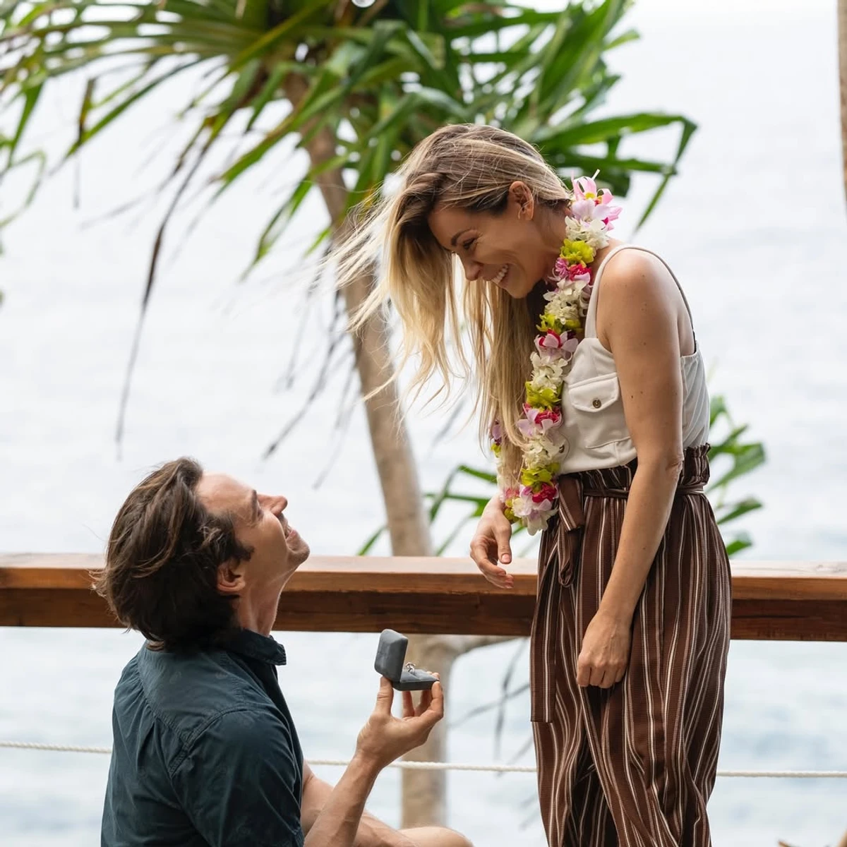 Вдова Г'ю Гефнера виходить заміж