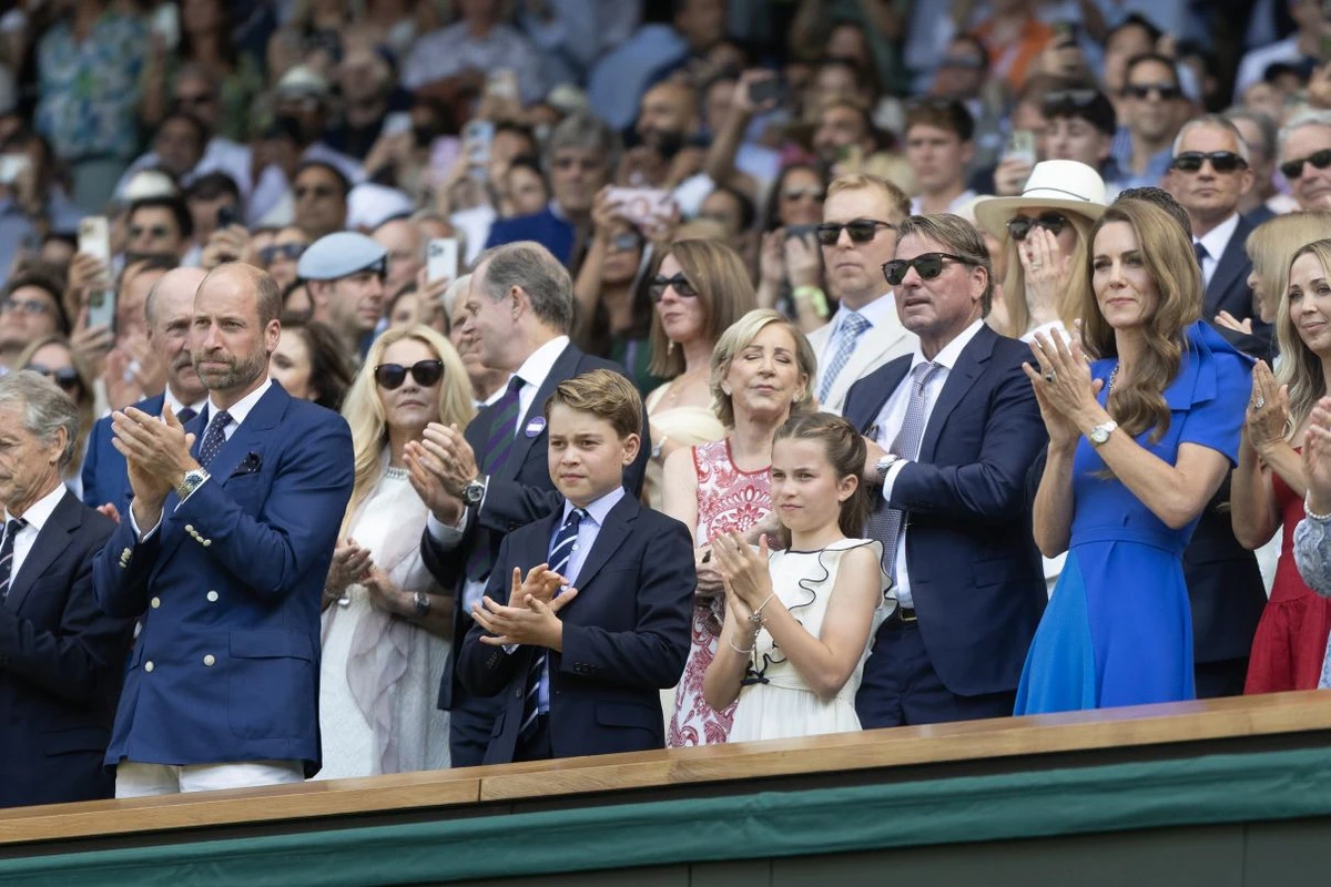 Королівська родина