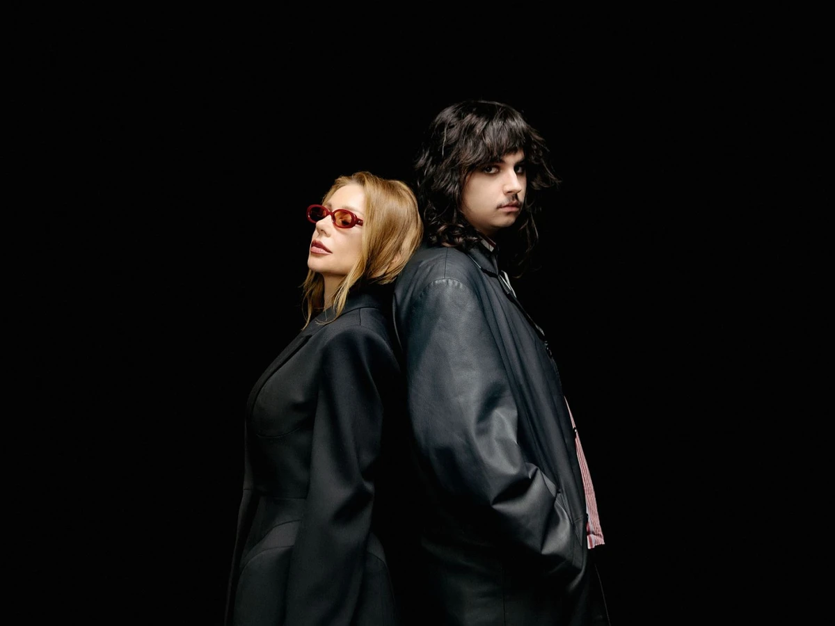 Тіна Кароль випустила пісню Ми з молодим виконавцем SadSvit