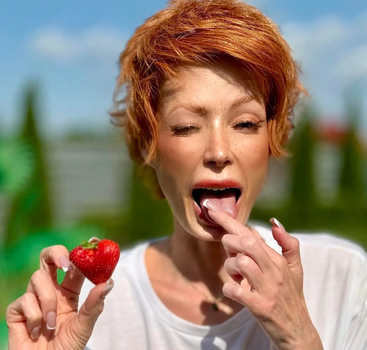 Олена-Крістіна Лебідь показала нове фото